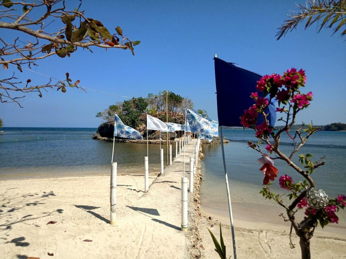 Bolo Beach Santorini - An Isolated Secluded Private Beach Property Alaminos Exterior photo